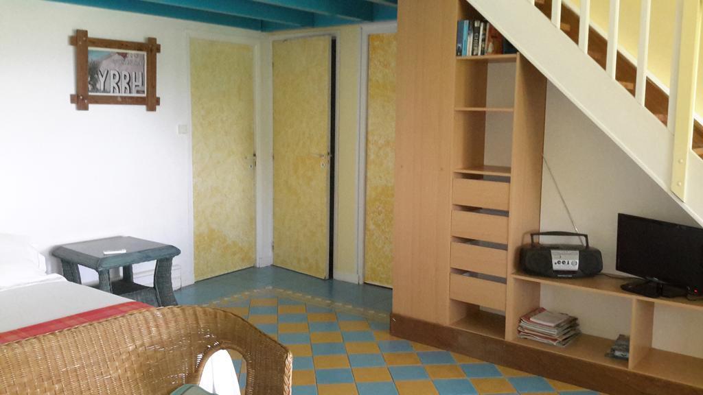 Villa Habitation Pineau à Deshaies Extérieur photo